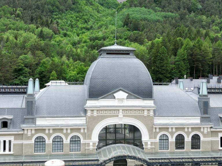 COMO EN TU CASA Canfranc Estación - Chambres d'hôtes Los Arañones