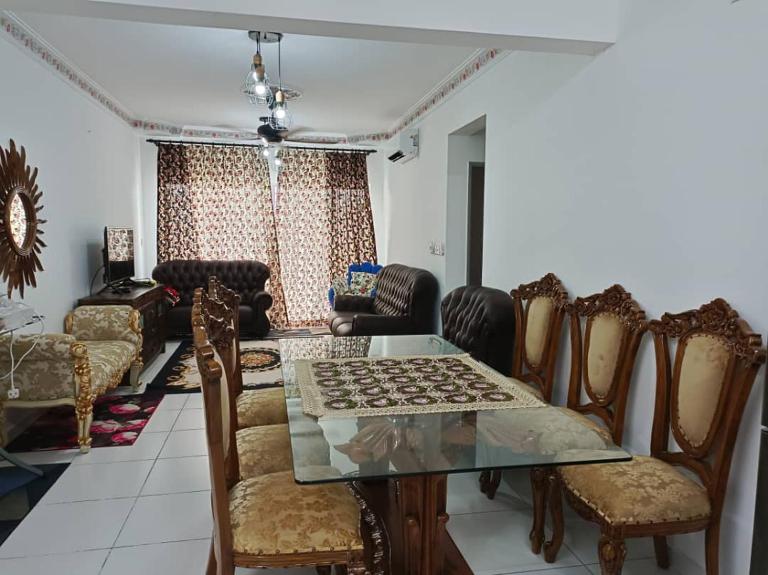 Homestay D'Zara - Bed and Breakfast Kuala Lumpur