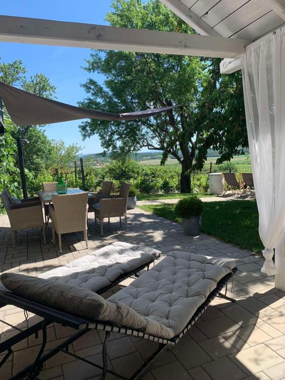 Szőlőskert vendégház - B&B Balatonszőlős