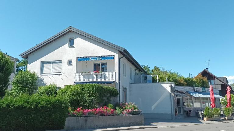 Haus Edith Privathaus mit Gästezimmern - B&B Bregenz