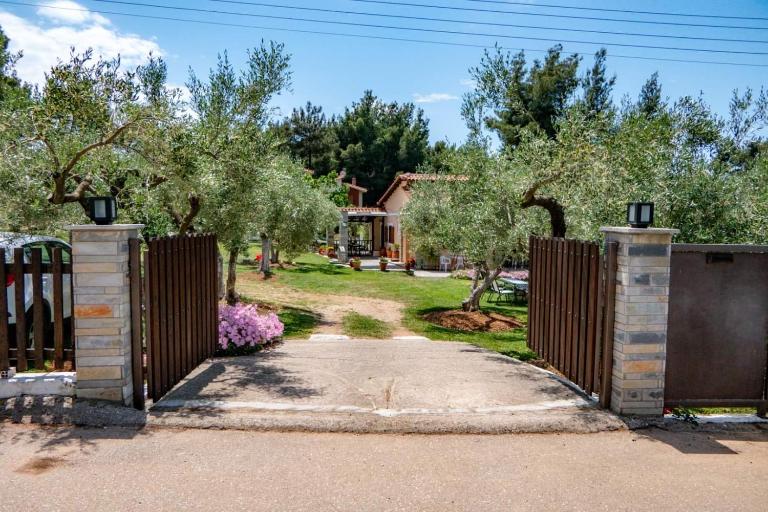 Small Paradise - B&B Níkiti