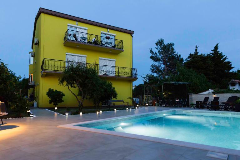 Apartment Mery - B&B Pola