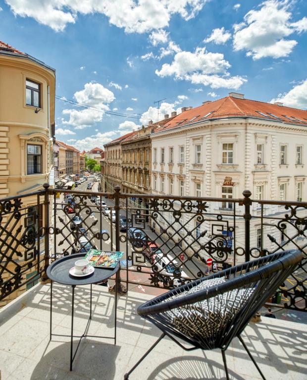 Berry Berry Studios by Flat White - B&B Zagreb