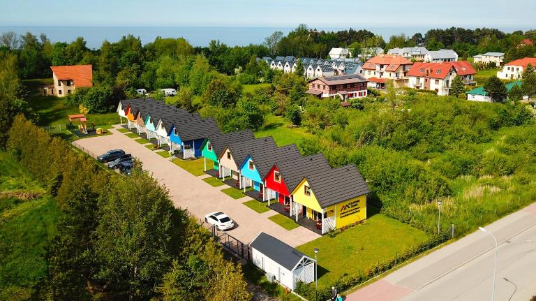 Kolorowe Domki - B&B Gąski