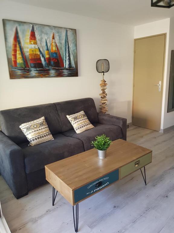 La Galiote, T2 vue port, terrasse et parking - B&B Frontignan