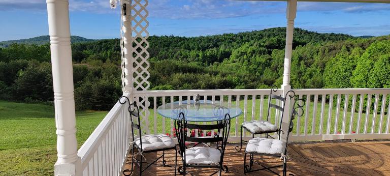 Mountain Retreat house to Relax and Enjoy - B&B Lenoir