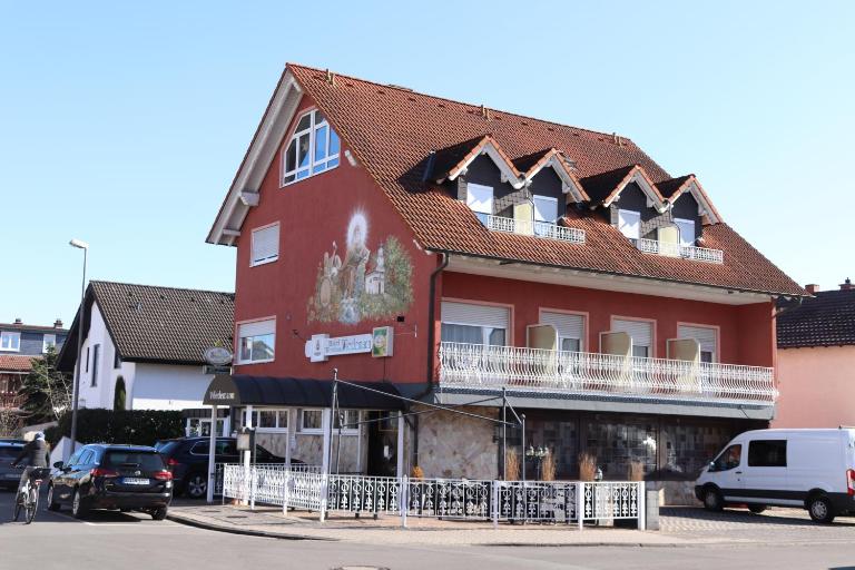 Hotel Weinhaus Wiedemann - Ferienwohnung Geinsheim