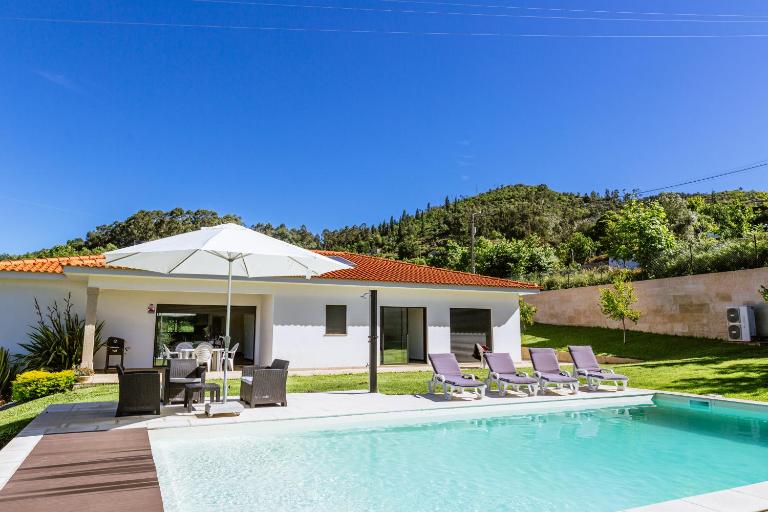 Basto Village House - Eco Smart Luxury Villa - B&B Cabeceiras de Basto