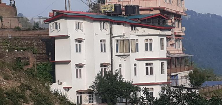 Deep Jyoti Home Stay - Bed and Breakfast Shimla