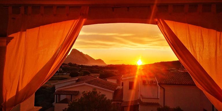 Vista Tavolara - Sardegna Holiday Apartment - Ferienwohnung Vaccileddi