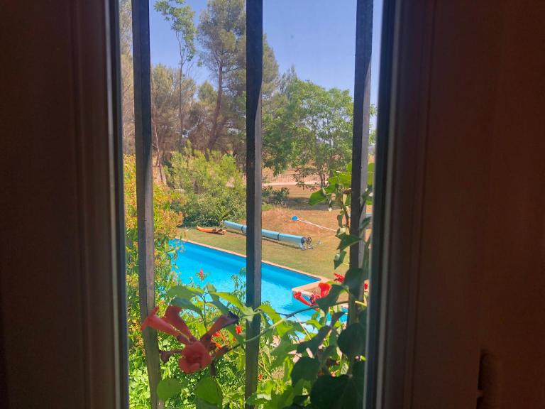 La Tour- Pigeonnier Provençal - Mas des Sous Bois - Ferienwohnung Ventabren