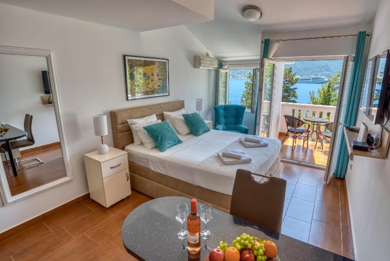 Apartment Elegant - B&B Kotor