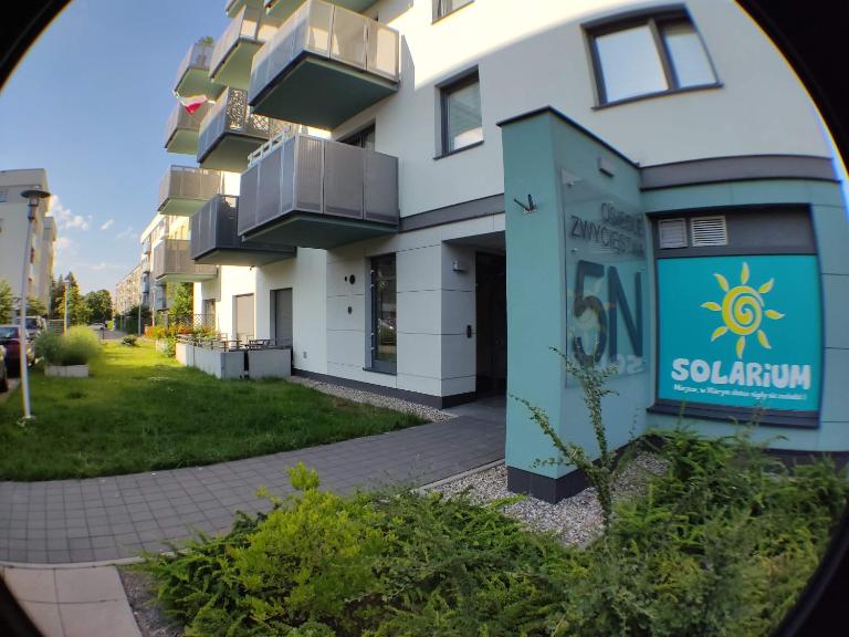 2110 Zwycięstwa 5N - Tanie Pokoje w Apartamencie - samodzielne zameldowanie - self check in - B&B Poznań