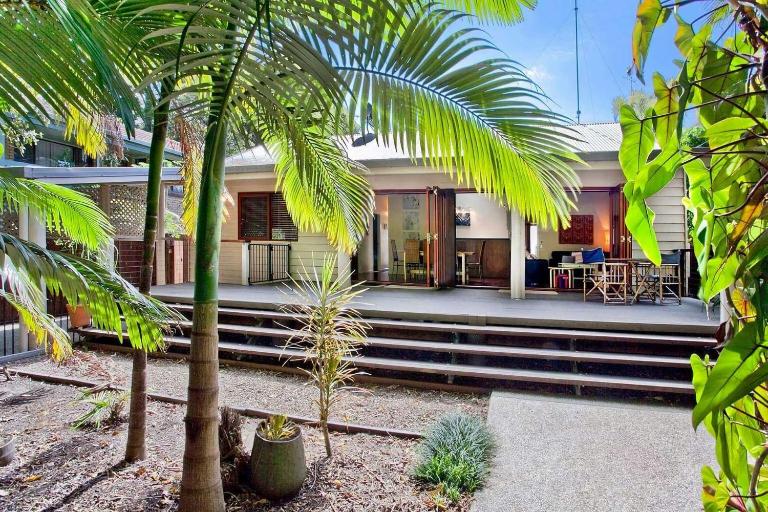 7 Depper Cosy Beach House in Central Sunshine Beach - B&B Sunshine Beach