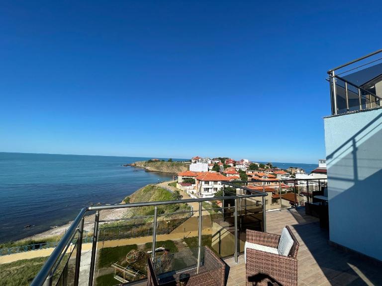 Апартаменти Генезис Ахтопол - B&B Ahtopol