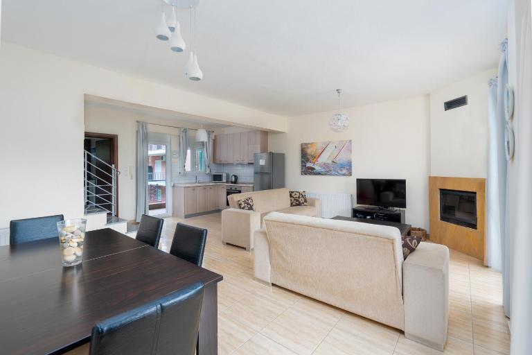 Villa Dias - Ferienwohnung Leptokaryá