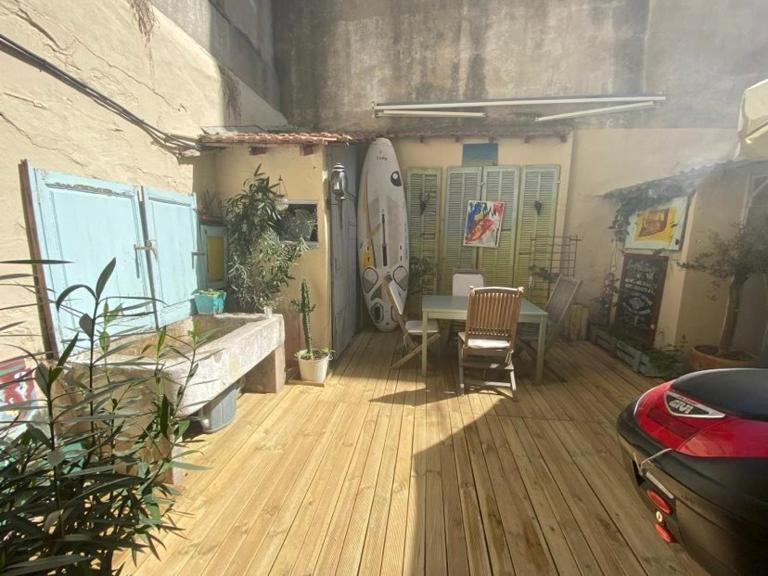 Charmant appartement grande terrasse - Chambres d'hôtes Marseille