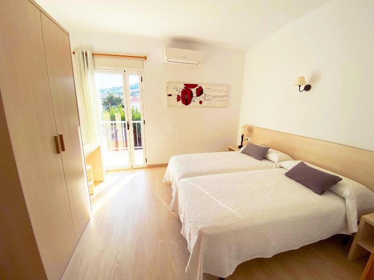 Habitaciones Camping Ferrer - Chambres d'hôtes Peñíscola