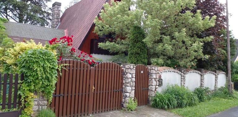 Faludi vendégház - B&B Vonyarcvashegy