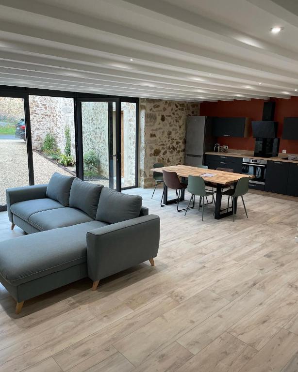 Gîte de la Foye - Le Jasmin - B&B Combrand