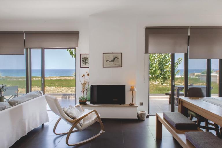 Seafront Villa Blue Agave - B&B Magnisia