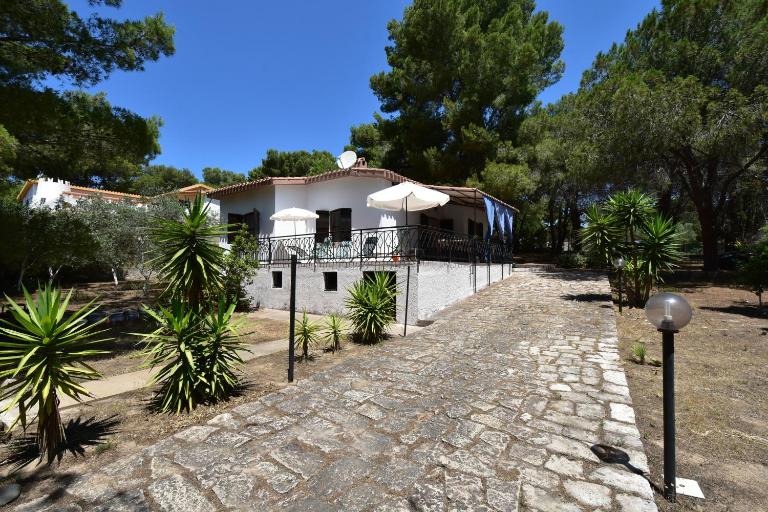 Mario & Nina - Portopino House - B&B Porto Pino