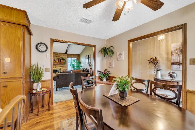 Homestead House - In Shadow Hills Golf Course Division Home - B&B Lubbock