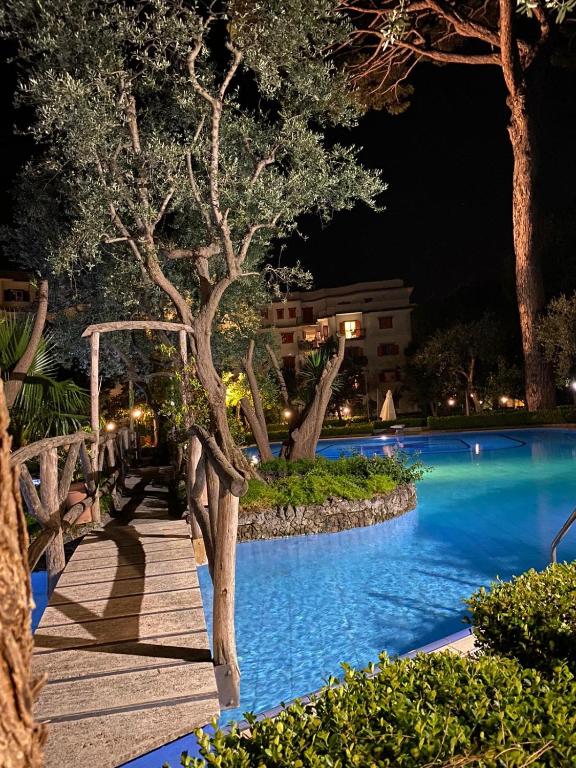 SORRENTO HOME e FLAT PARK AND POOL - B&B Sorrento