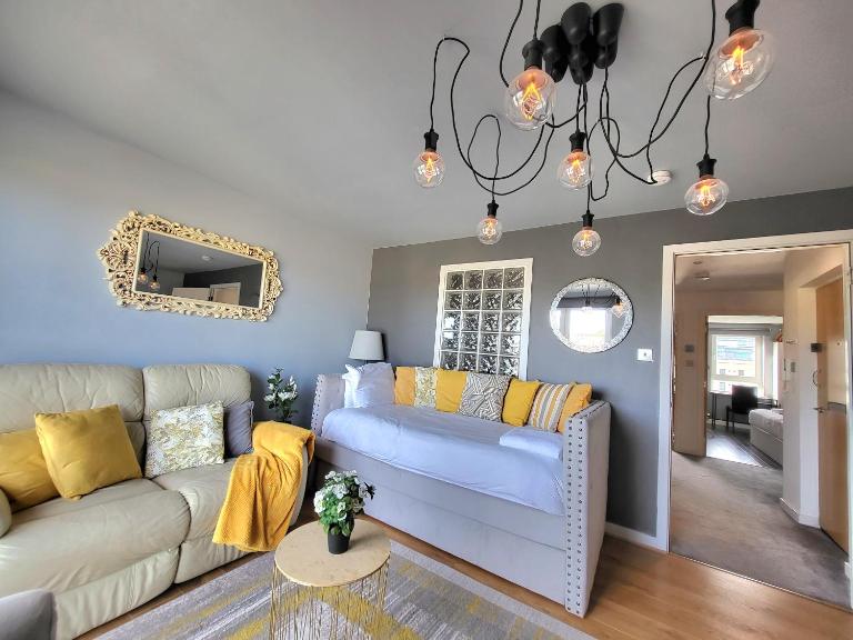 4 Separate Beds, Sleeps 6, Beautiful 2 bed Apt - B&B Edimburgo