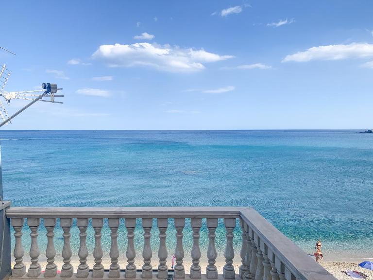 Maremare Apartments - Chambres d'hôtes Giardini-Naxos