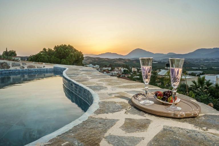 Villa Simantiri - Ferienwohnung Pómpia