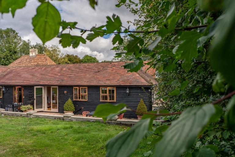 Crabtree Farm - South Stable - B&B Ashford