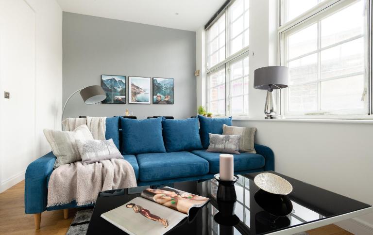Modern and Spacious 3 bed apt next to The Shard - Chambres d'hôtes Londres