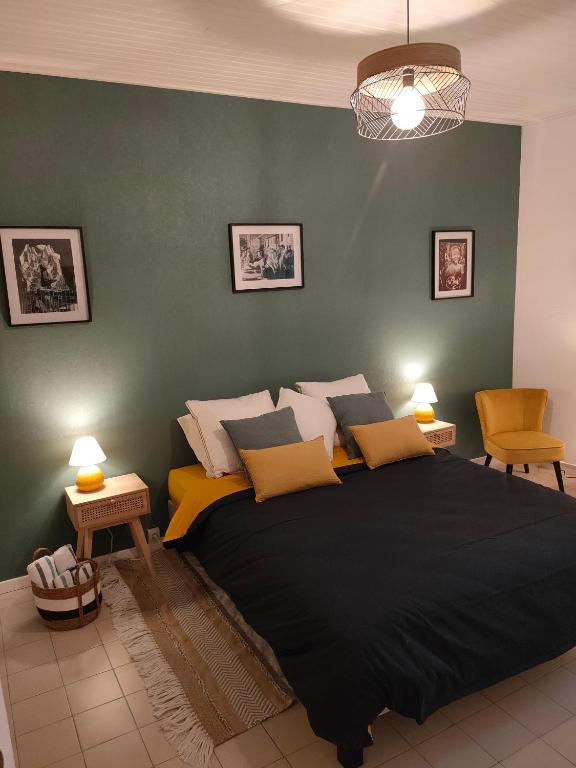 La petite Arlésienne - Charmante maison de ville - Bed and Breakfast Arles