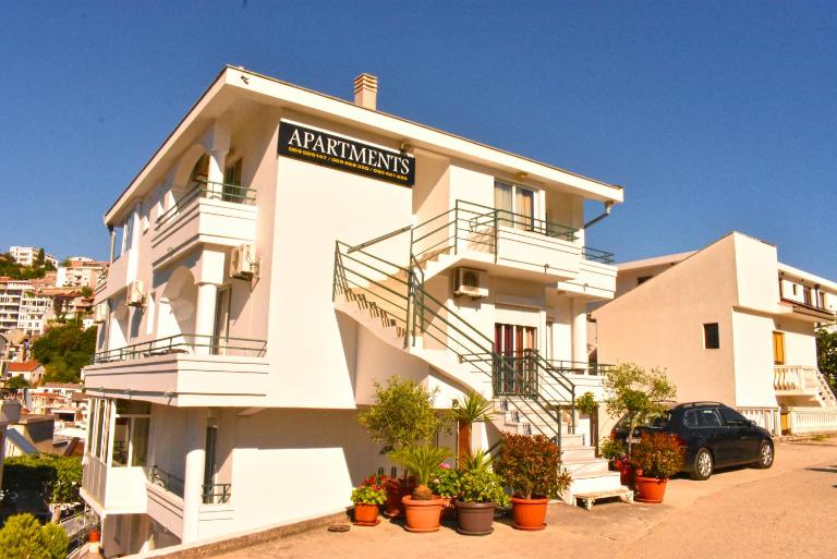 Apartments Hidri - B&B Dulcigno
