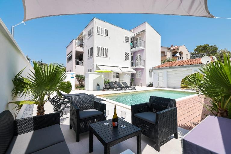 Apartmani Leona - Bed and Breakfast Bibinje