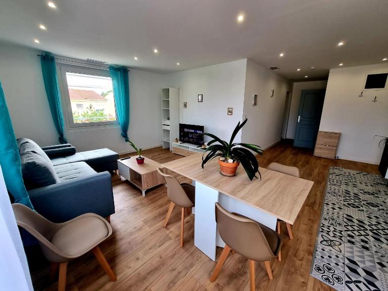 DOUMO - B&B Agde