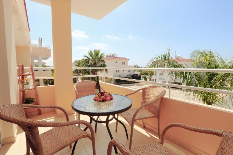 NISSI 3 VIEW HOLIDAY 2 BEDROOM APARTMENT - Ferienwohnung Agia Napa