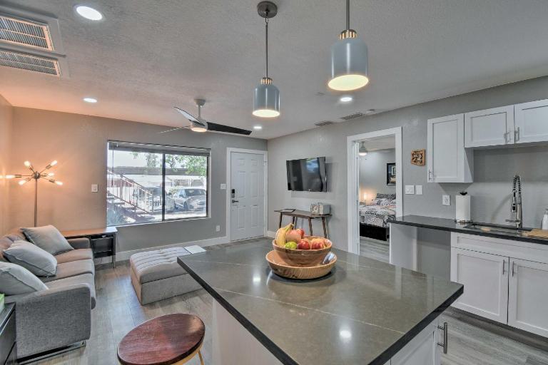 Pool! Couples Haven 1 Mi to Dtwn Apache Junction - Ferienwohnung Apache Junction