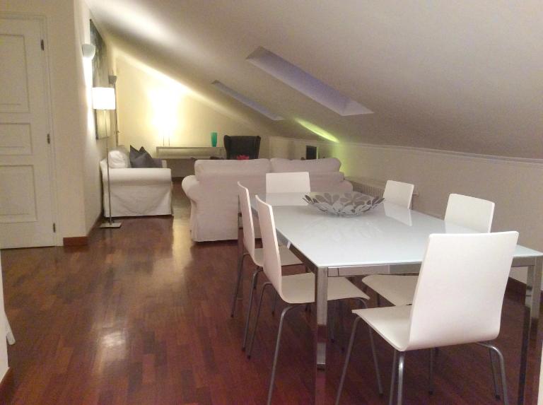 Apartment La Mansarda - B&B Alba