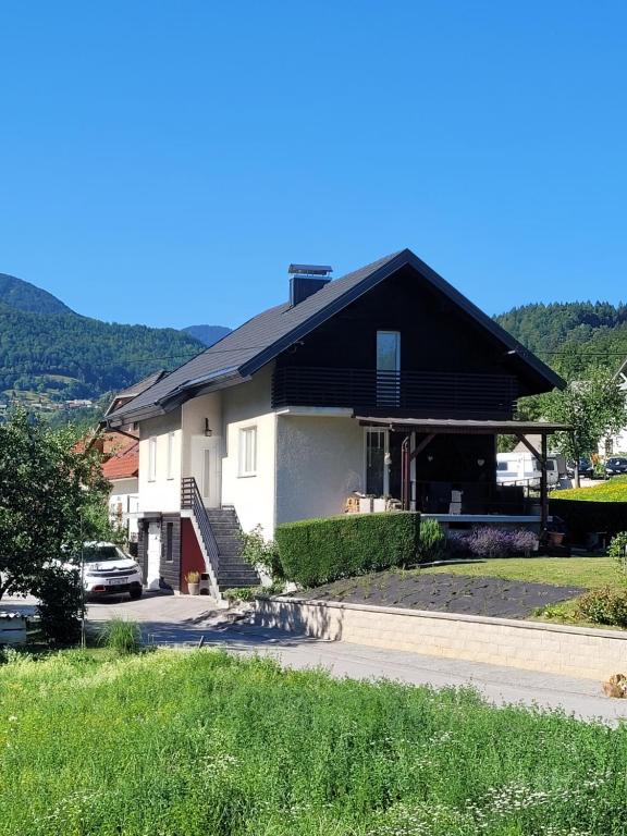 Holiday Home NA VASI - Chambres d'hôtes Gorenja Vas