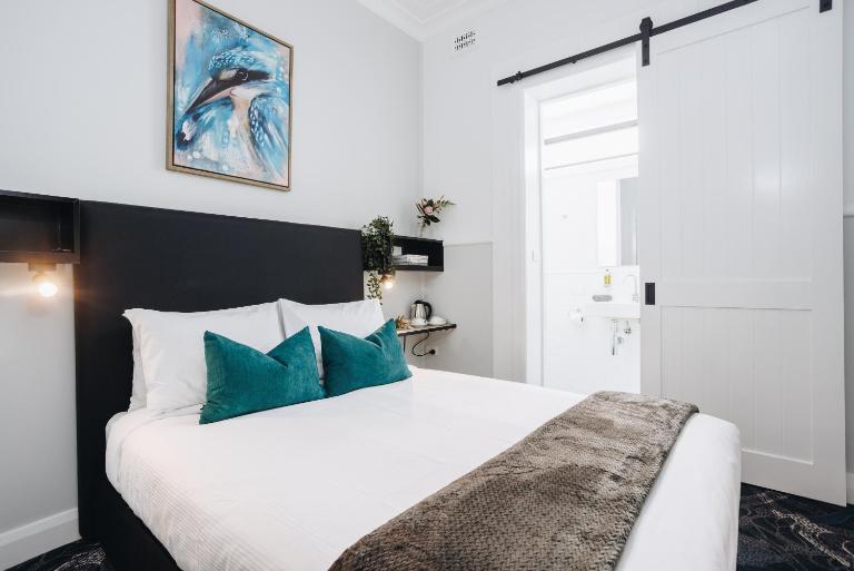 Royal Hotel Wyong - Bed and Breakfast Wonga