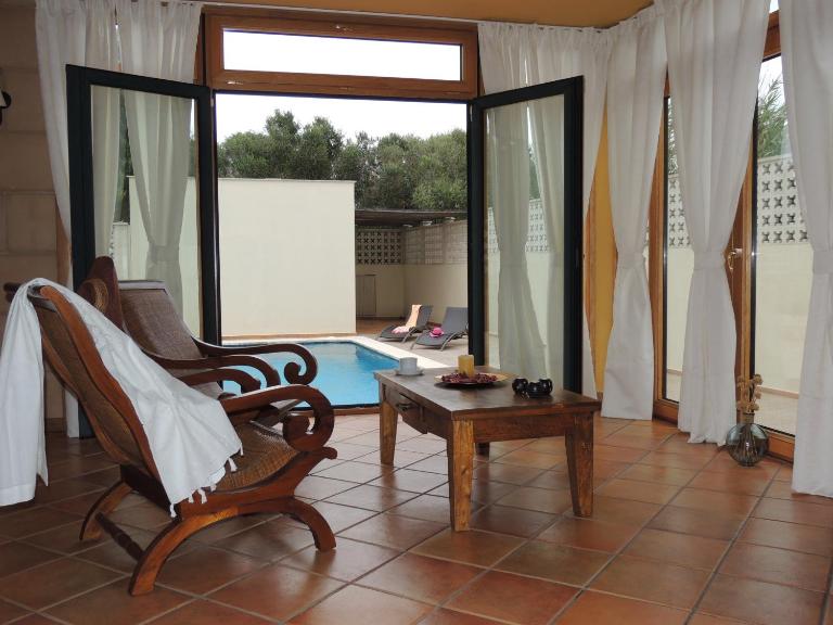 Villa Ca Na Llum - B&B Trebeluger