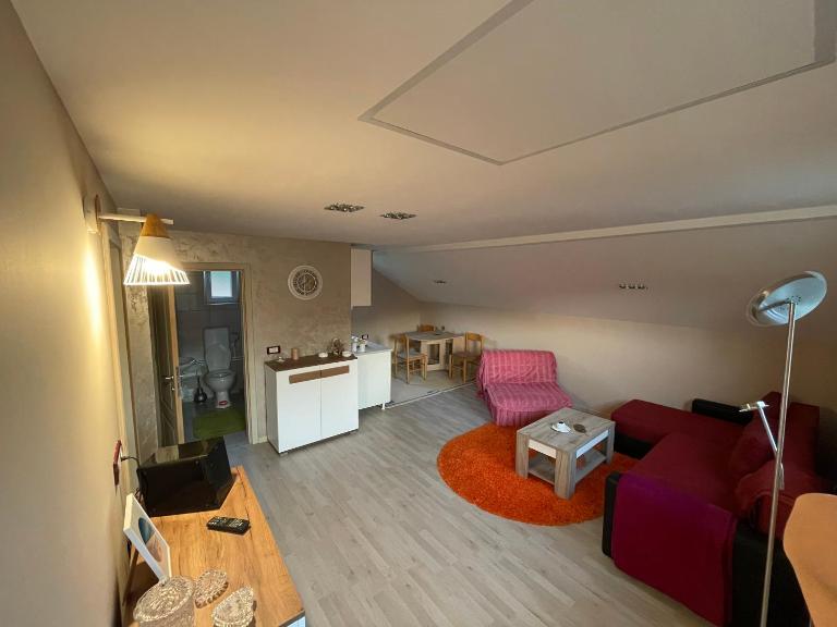 Dolina Lopatnice - B&B Bogutovac