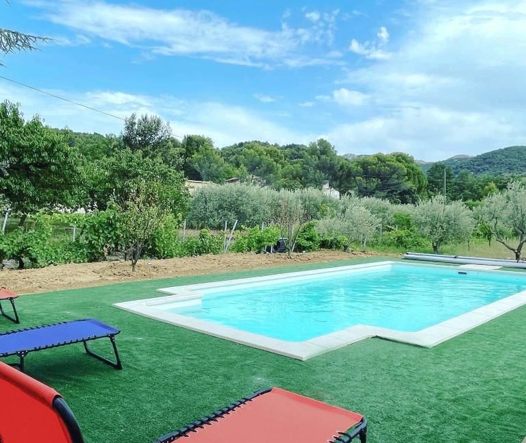 Villa La Muse avec piscine privée et chauffée - B&B Sablet