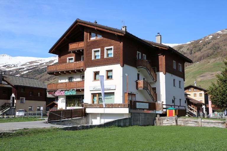 Bike&Ski Centro Apartments - Bed and Breakfast Livigno
