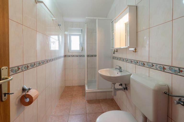 Apartments Besa - B&B Pirovac