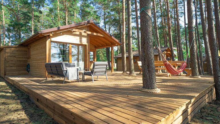 Słoneczny Domek Borsk nr 2 i 15 - nad samym jeziorem w pierwszej linii - B&B Borsk