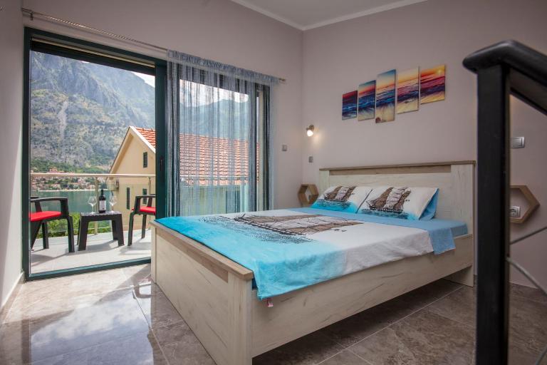 Fortress View apartment II - Bed and Breakfast Kotor