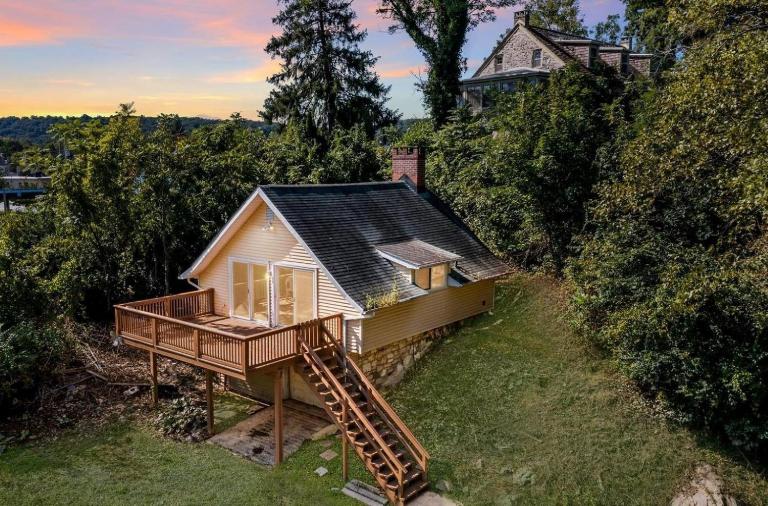 Boat House - B&B Downingtown